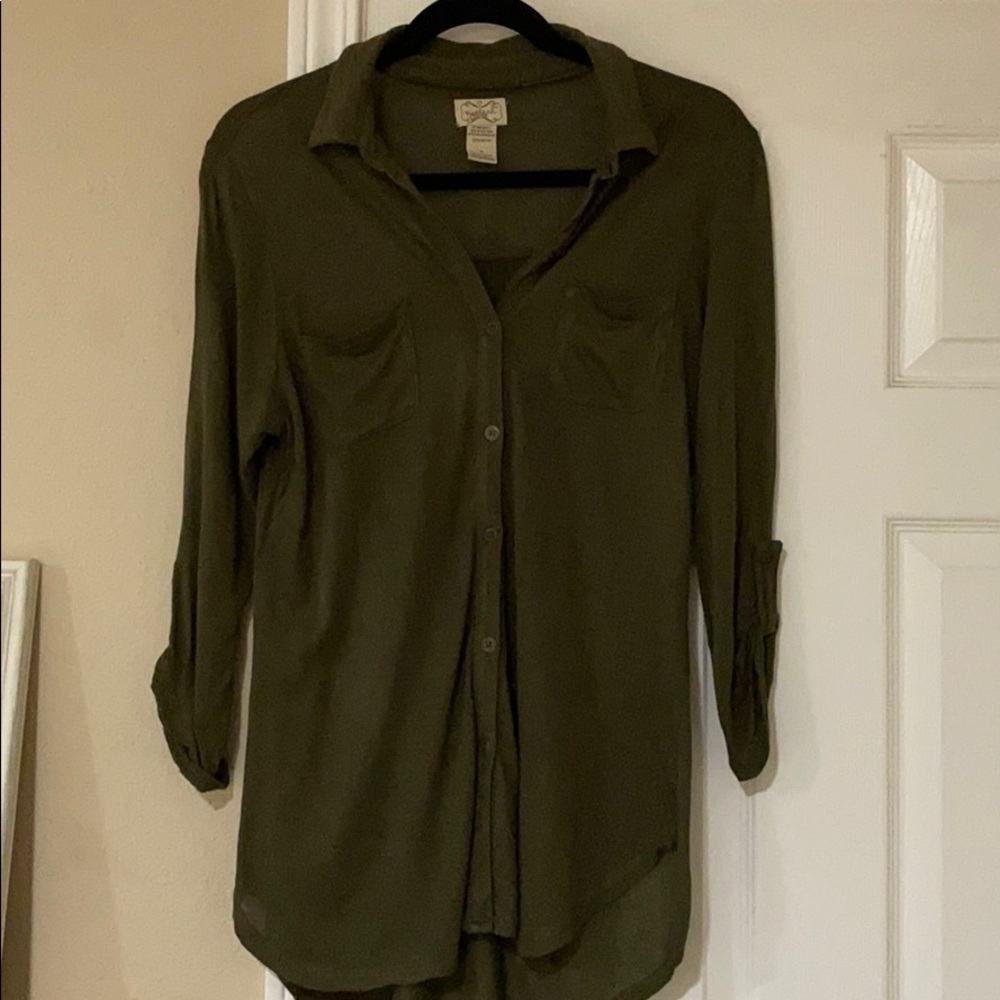 🛍💵 4/$25 Olive Green Button Down Top